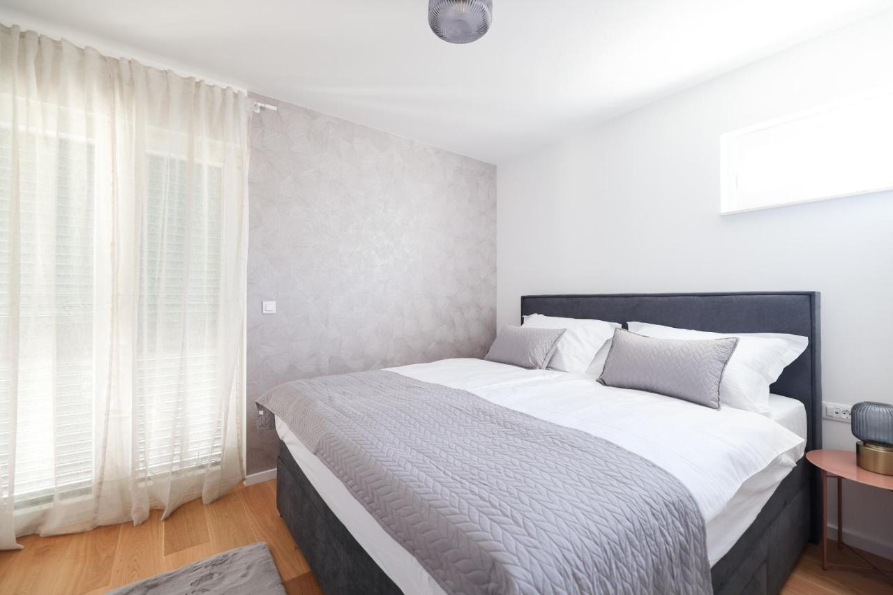 Apartments Mila Sveti Filip i Jakov Εξωτερικό φωτογραφία
