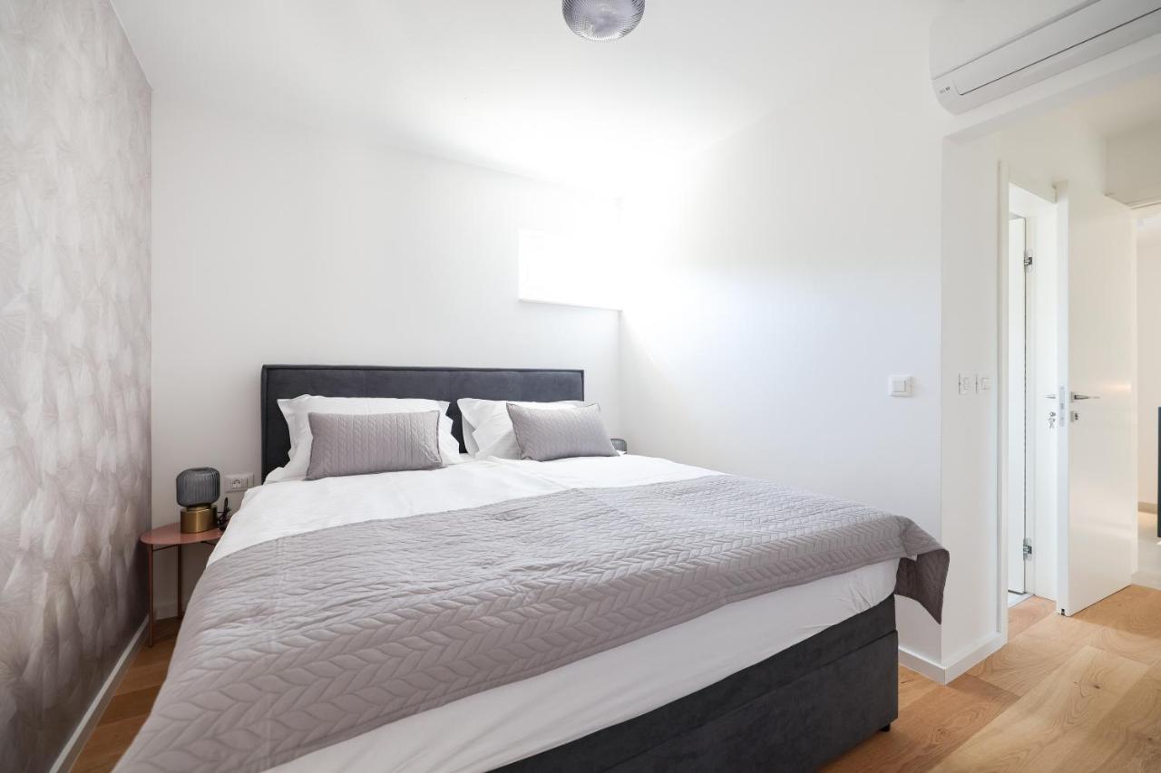 Apartments Mila Sveti Filip i Jakov Εξωτερικό φωτογραφία