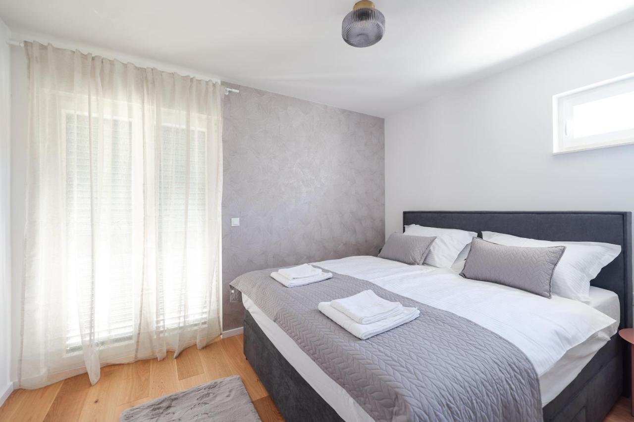 Apartments Mila Sveti Filip i Jakov Εξωτερικό φωτογραφία