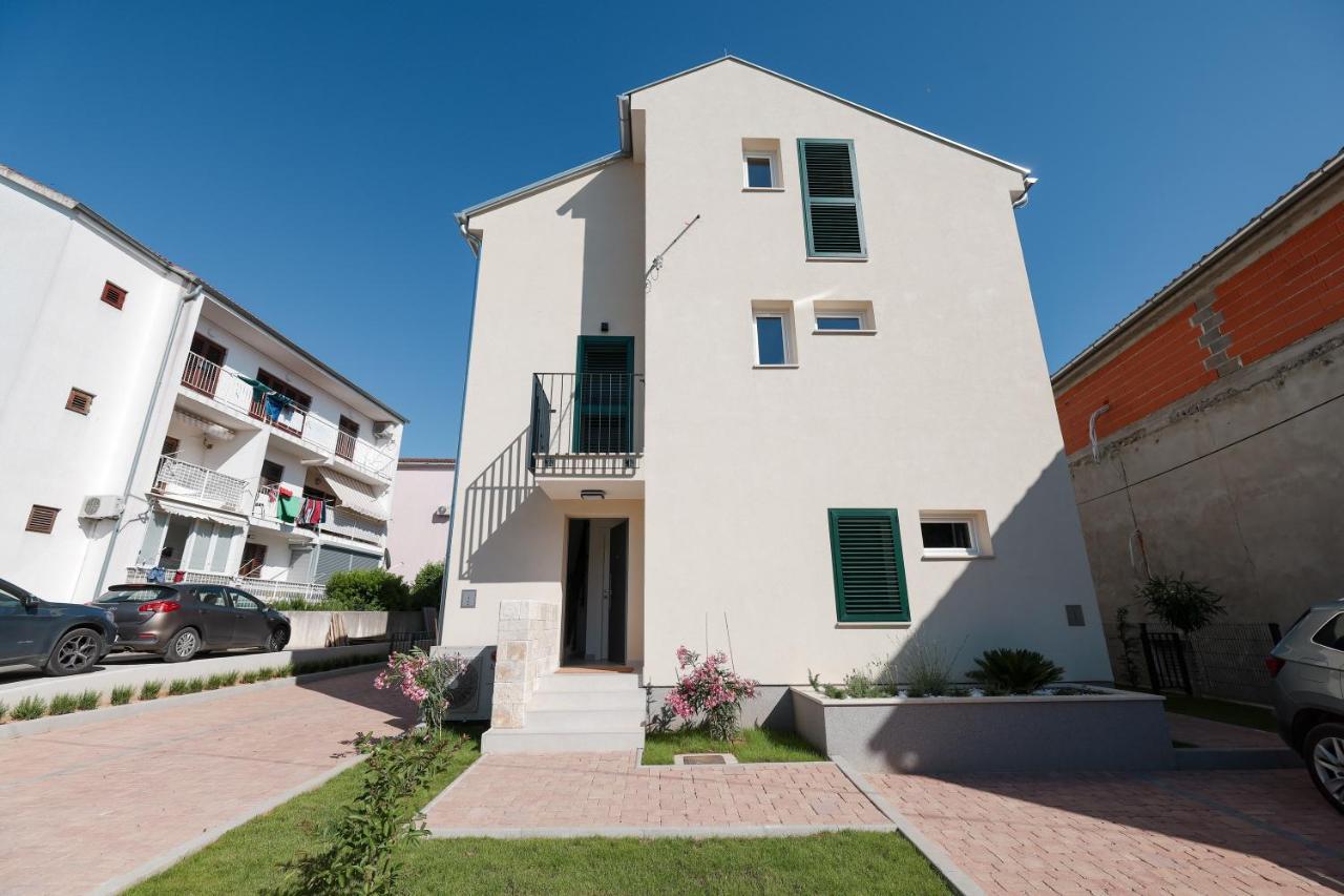 Apartments Mila Sveti Filip i Jakov Εξωτερικό φωτογραφία