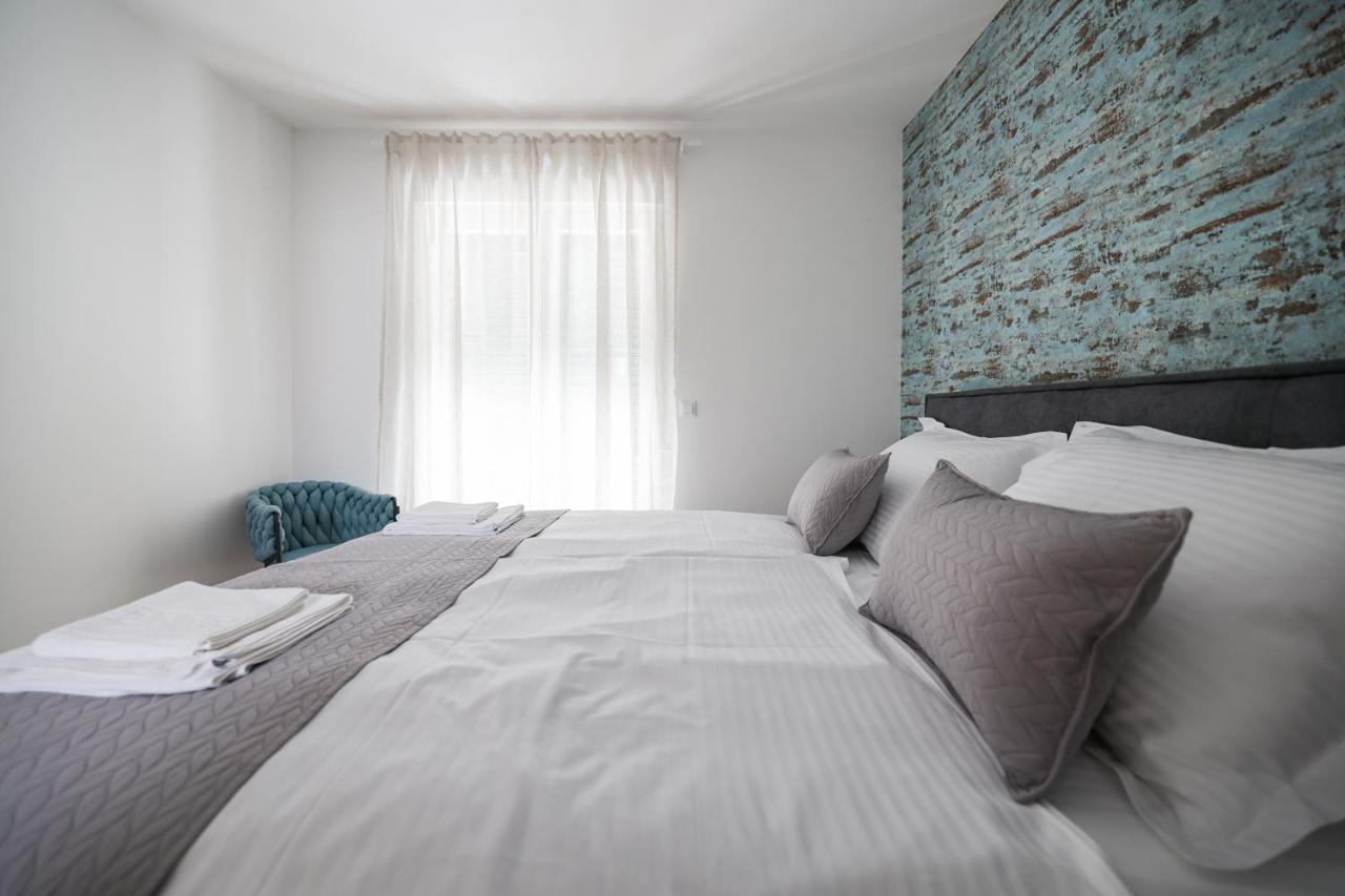 Apartments Mila Sveti Filip i Jakov Εξωτερικό φωτογραφία